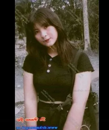 ဇာတ်လမ်းကောင်း ဖီးလ်တာလွန်လို့ အော်ဟစ်ကုန်တဲ့ မြန်မာမလေးတဲ့ မြန်မာဖူးကား